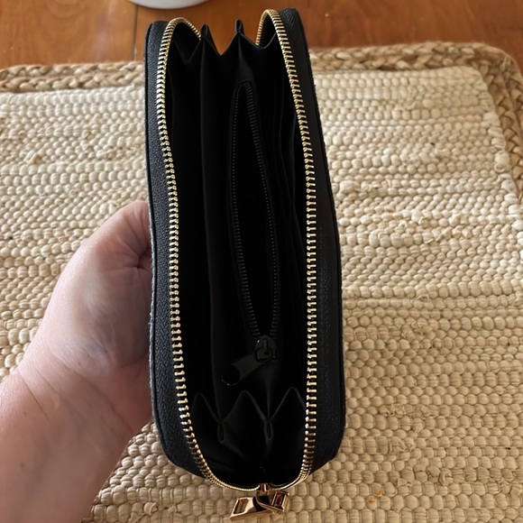 Embroidered Mint and Pink Long Wallet - Picture 3 of 4